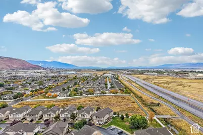 288 N Birmingham Ln W, North Salt Lake, UT 84054 - Photo 38
