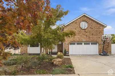 2631 W Donnawood Cir S, Taylorsville, UT 84129 - Photo 2