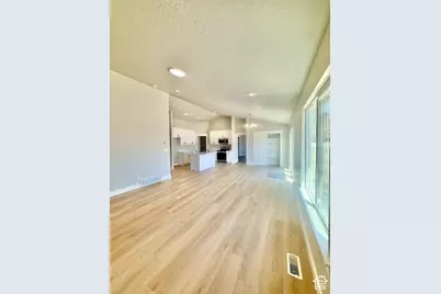 2289 E Sego Liliy Dr #488, Eagle Mountain, UT 84005 - Photo 4