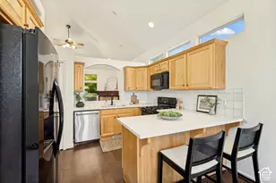 15168 S Eagle Crest Dr, Draper, UT 84020 - Photo 4