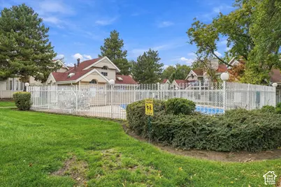 1445 W Harbor Pointe Dr, Taylorsville, UT 84123 - Photo 16