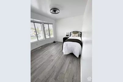 5145 W Longmore Dr S, Kearns, UT 84118 - Photo 10