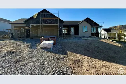 1124 E 160 N, Hyde Park, UT 84318 - Photo 2