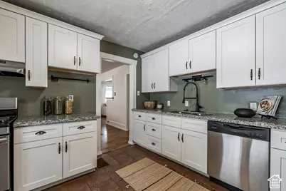 361 E Milton Ave S, Salt Lake City, UT 84115 - Photo 4