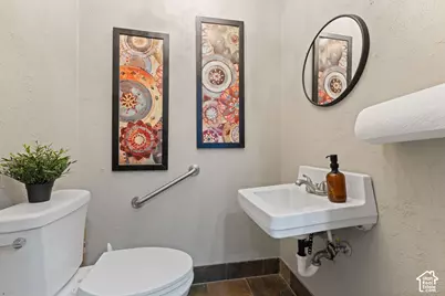 76 W Main St, Mount Pleasant, UT 84647 - Photo 24