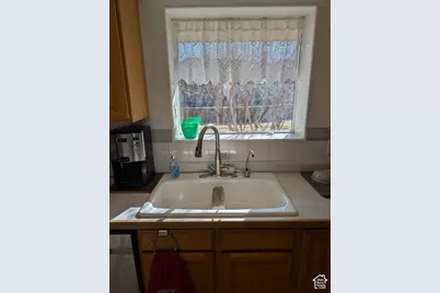 1084 Beverly Way, Bountiful, UT 84010 - Photo 6