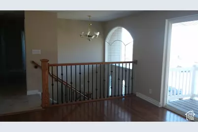 1084 Beverly Way, Bountiful, UT 84010 - Photo 2