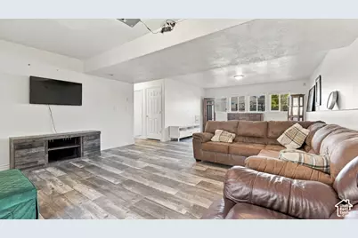3973 W 4950 S, Roy, UT 84067 - Photo 32