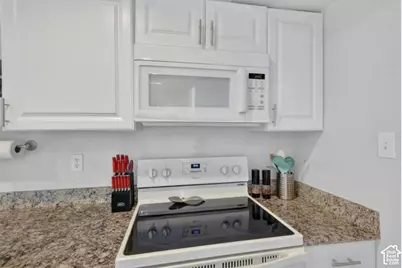 4431 W 5740 S, Kearns, UT 84118 - Photo 14