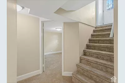 805 N Oakley St W, Salt Lake City, UT 84116 - Photo 14