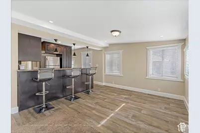 805 N Oakley St W, Salt Lake City, UT 84116 - Photo 10