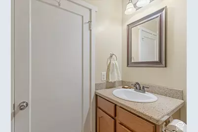 805 N Oakley St W, Salt Lake City, UT 84116 - Photo 12