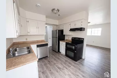 1789 W Homestead Farms Ln S #3, Salt Lake City, UT 84119 - Photo 4