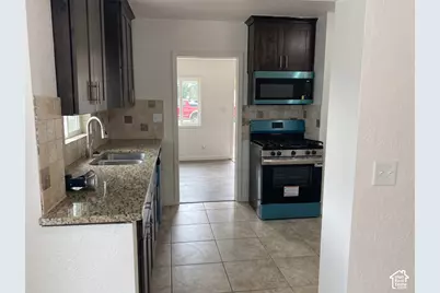 920 N Catherine St W, Salt Lake City, UT 84116 - Photo 4