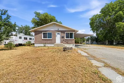 397 S Tremont St, Tremonton, UT 84337 - Photo 2