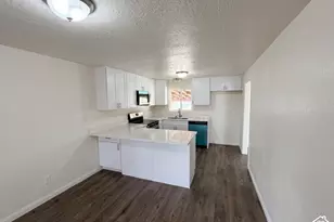 1386 S 1250 E, Clearfield, UT 84015 - Photo 4