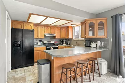 5791 S 3975 W, Roy, UT 84067 - Photo 16