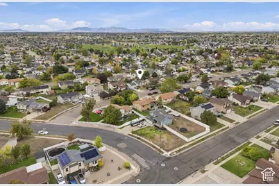 5791 S 3975 W, Roy, UT 84067 - Photo 46