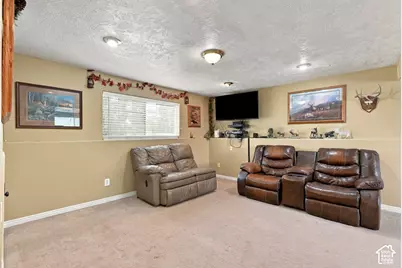 5791 S 3975 W, Roy, UT 84067 - Photo 10