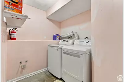 5791 S 3975 W, Roy, UT 84067 - Photo 30