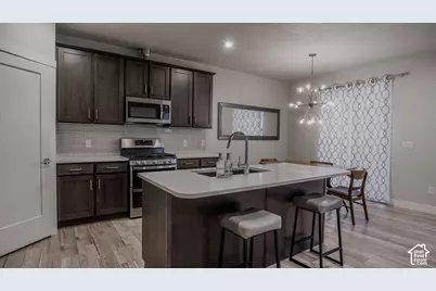 2367 W Wysteria Dr, Mapleton, UT 84664 - Photo 8