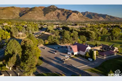 46 White Barn Dr, Pleasant View, UT 84414 - Photo 2
