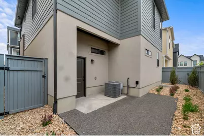 2772 N 3930 W, Lehi, UT 84048 - Photo 4