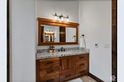 1075 N Oquirrh Dr, Heber City, UT 84032 - Photo 24
