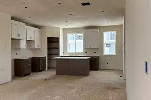 981 N Hay Ln, Farmington, UT 84025 - Photo 2
