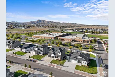 686 W Blue Mountain Dr Dr, Saratoga Springs, UT 84045 - Photo 62