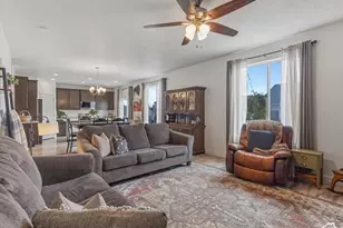 7578 N Timber Country Rd E, Eagle Mountain, UT 84005 - Photo 10