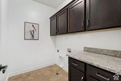 6856 W Windy Ridge Dr, Herriman, UT 84096 - Photo 32