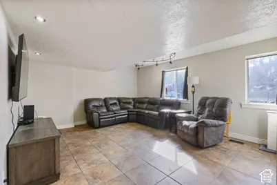 4343 W Queens Ferry Dr S, South Jordan, UT 84009 - Photo 22