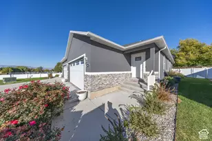 1646 N 160 E, Orem, UT 84057 - Photo 4