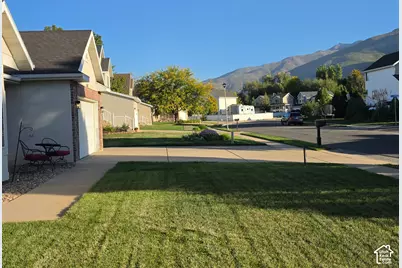 1643 Lewis and Clark Dr, Centerville, UT 84014 - Photo 32