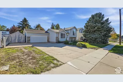 102 E 1150 N, Layton, UT 84041 - Photo 2