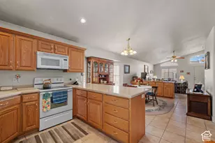 473 E Green Haven Dr E, Midvale, UT 84047 - Photo 14
