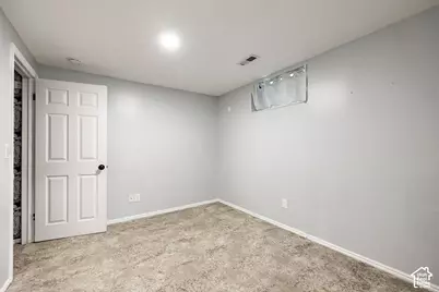 605 E Adams St, Layton, UT 84041 - Photo 22