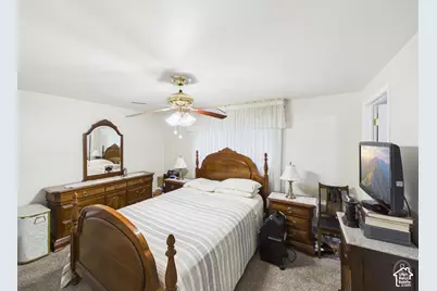 352 W 1115 N, Sunset, UT 84015 - Photo 10