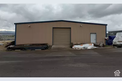 1380 S Blackhawk Blvd, Mount Pleasant, UT 84647 - Photo 1