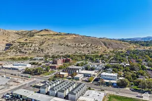 765 N 400 W, Salt Lake City, UT 84103 - Photo 30