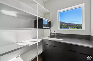765 N 400 W, Salt Lake City, UT 84103 - Photo 10
