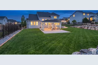 14378 S Herriman View Way W, Herriman, UT 84096 - Photo 30