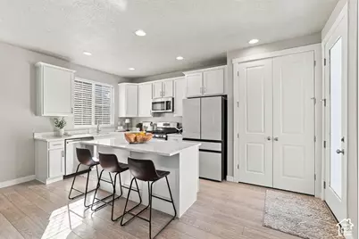7468 S Moro Rock Ln W, West Jordan, UT 84084 - Photo 10