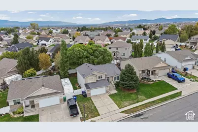 6311 W Oquirrh Point Dr S, West Jordan, UT 84081 - Photo 20
