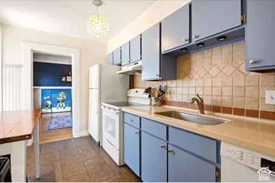452 E Hollywood Ave, Salt Lake City, UT 84115 - Photo 8