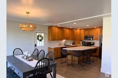 4527 Forest Green Dr, Ogden, UT 84403 - Photo 8