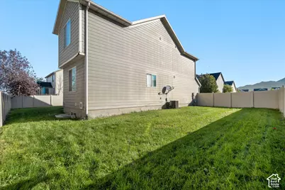 2529 S Laurel St, West Haven, UT 84401 - Photo 6