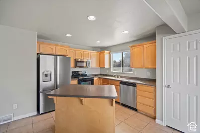 2529 S Laurel St, West Haven, UT 84401 - Photo 16