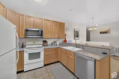 468 N Kent Ln, North Salt Lake, UT 84054 - Photo 6